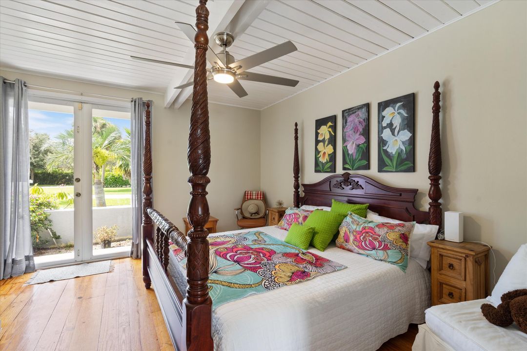 Active With Contract: $1,895,000 (4 beds, 3 baths, 3765 Square Feet)