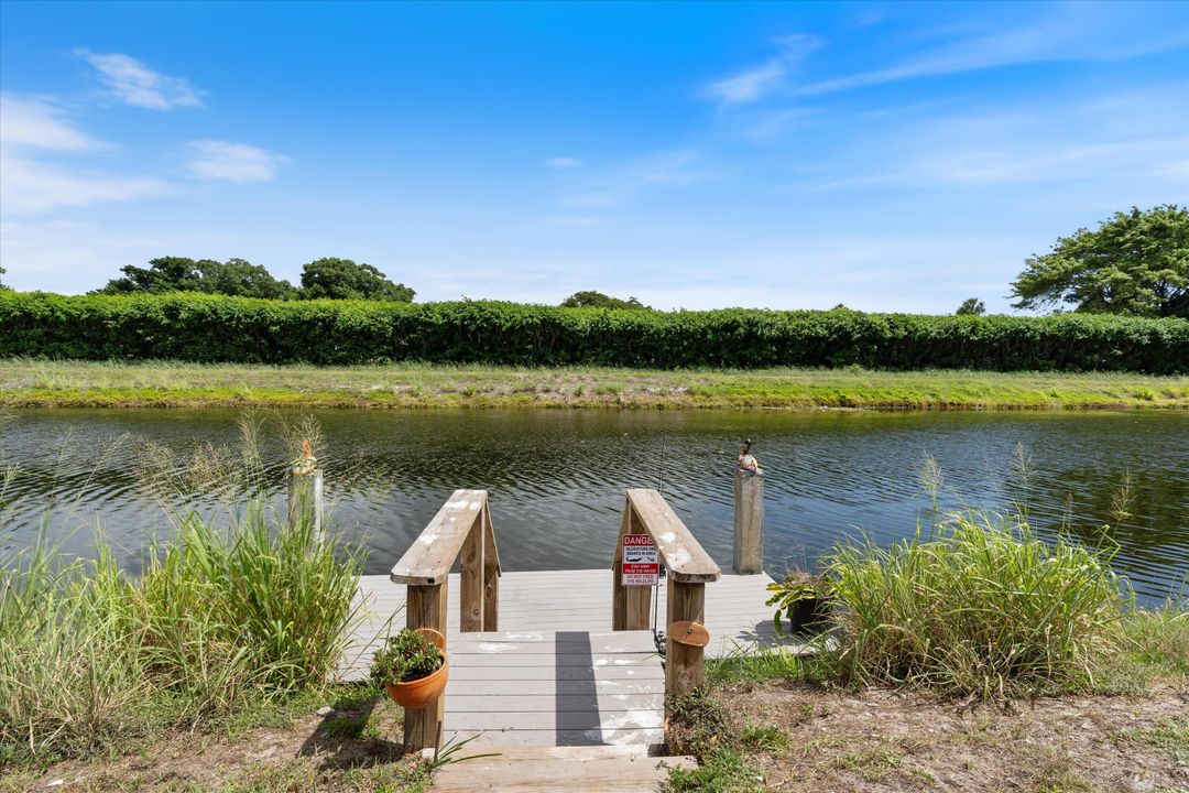 Active With Contract: $1,895,000 (4 beds, 3 baths, 3765 Square Feet)