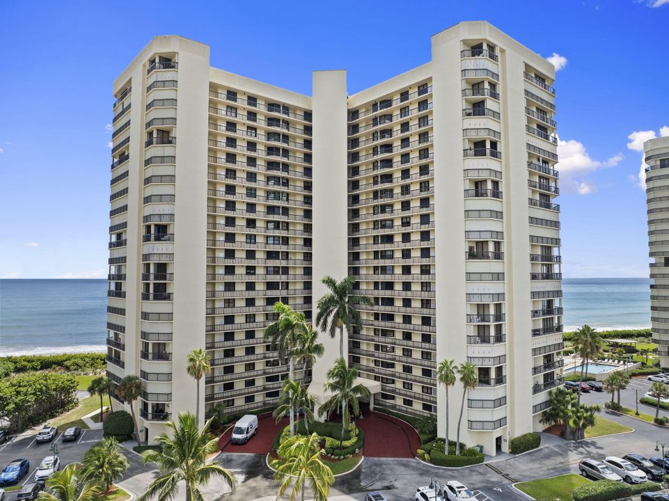 Active With Contract: $530,000 (2 beds, 2 baths, 1228 Square Feet)