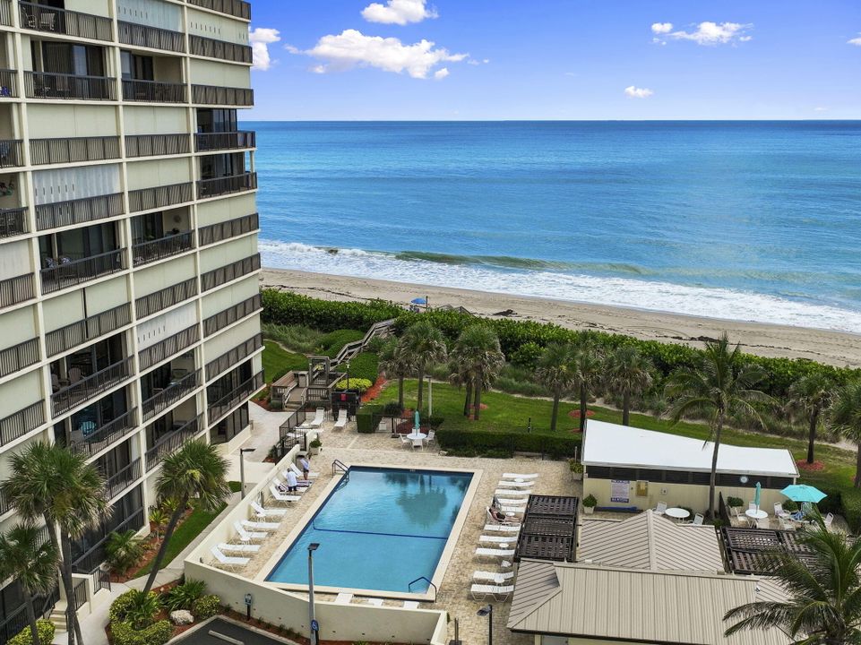 Active With Contract: $530,000 (2 beds, 2 baths, 1228 Square Feet)