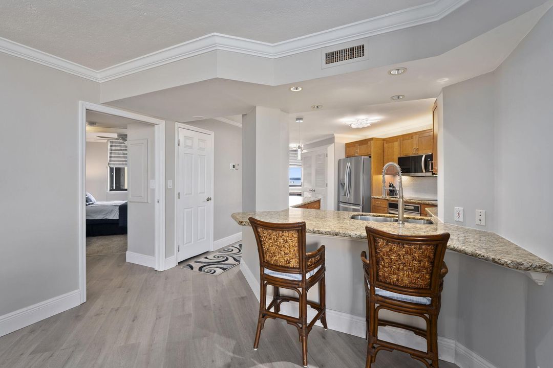 Active With Contract: $530,000 (2 beds, 2 baths, 1228 Square Feet)