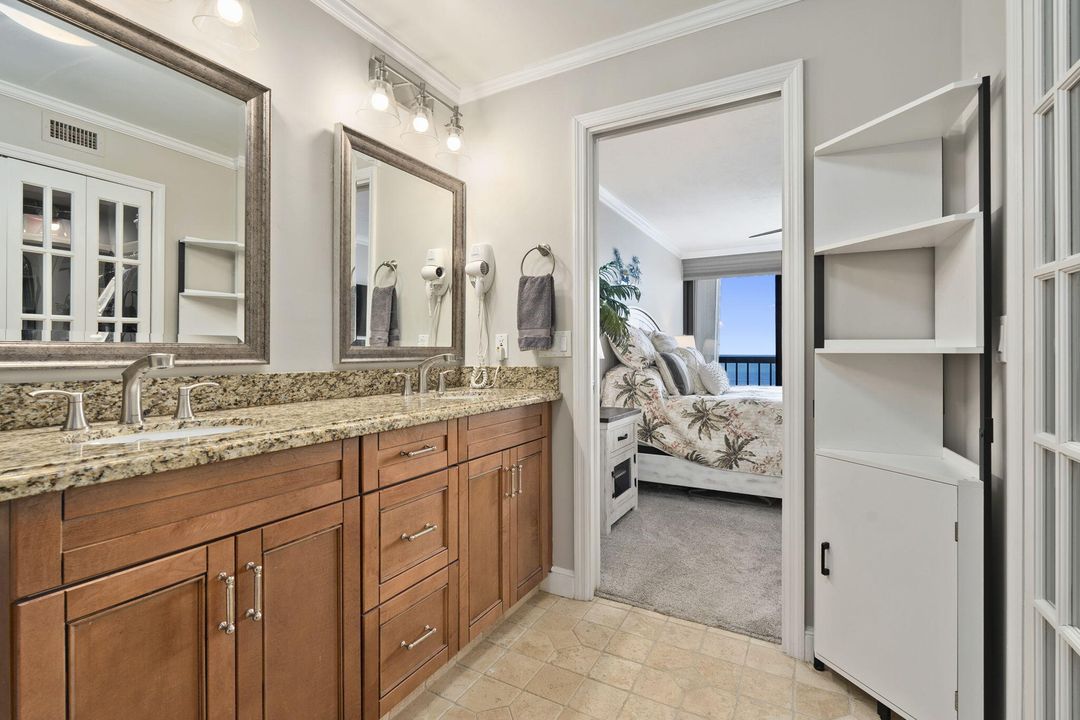 Active With Contract: $530,000 (2 beds, 2 baths, 1228 Square Feet)