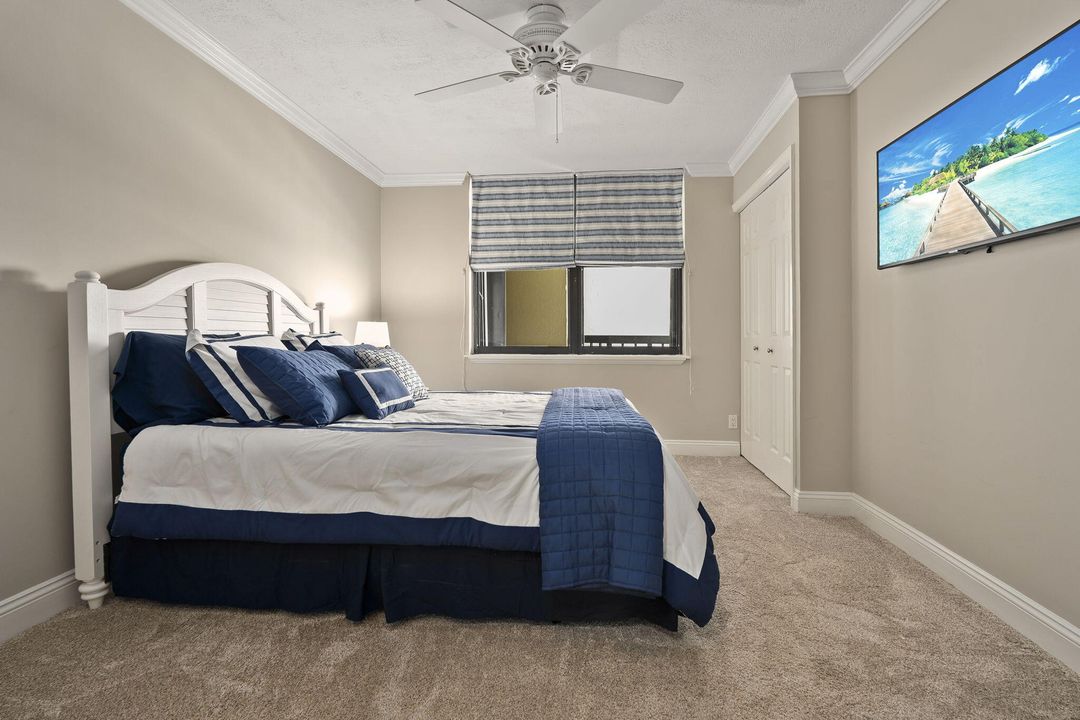 Active With Contract: $530,000 (2 beds, 2 baths, 1228 Square Feet)