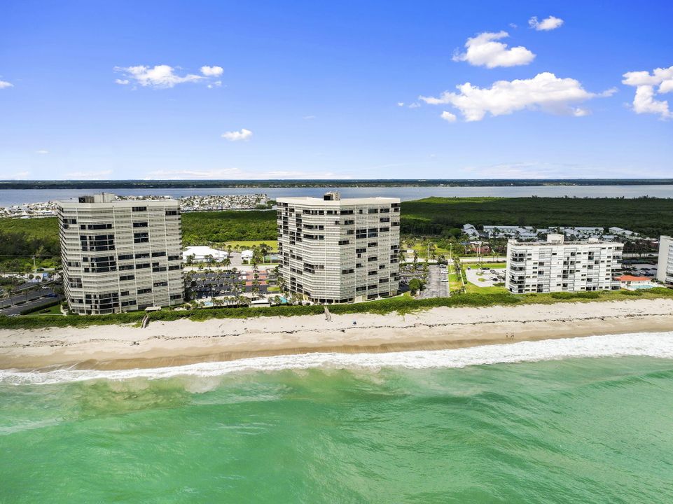 Active With Contract: $530,000 (2 beds, 2 baths, 1228 Square Feet)