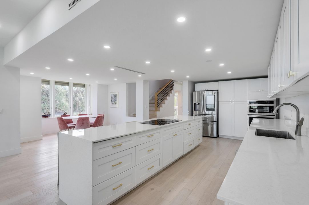 En Venta: $1,050,000 (2 camas, 2 baños, 1823 Pies cuadrados)