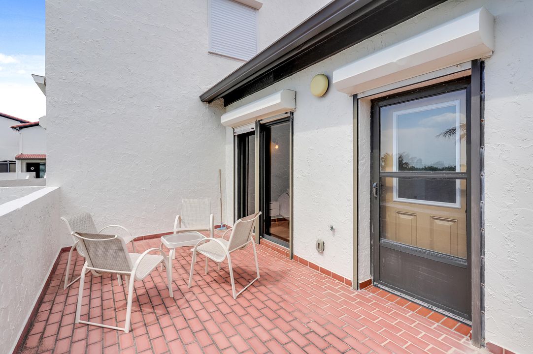 En Venta: $1,050,000 (2 camas, 2 baños, 1823 Pies cuadrados)