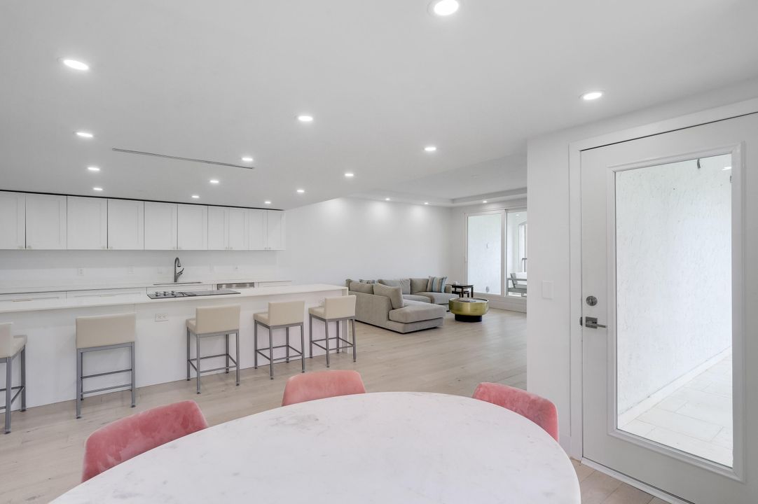 En Venta: $1,050,000 (2 camas, 2 baños, 1823 Pies cuadrados)