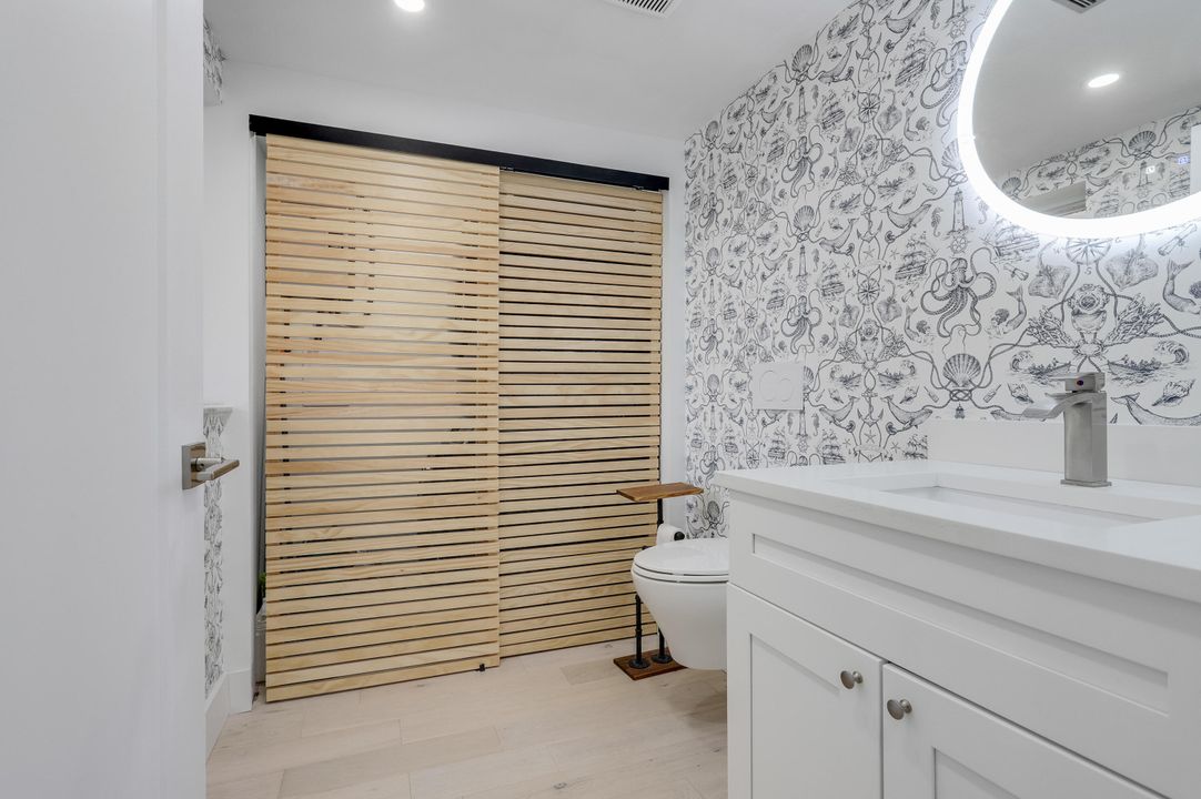 En Venta: $1,050,000 (2 camas, 2 baños, 1823 Pies cuadrados)