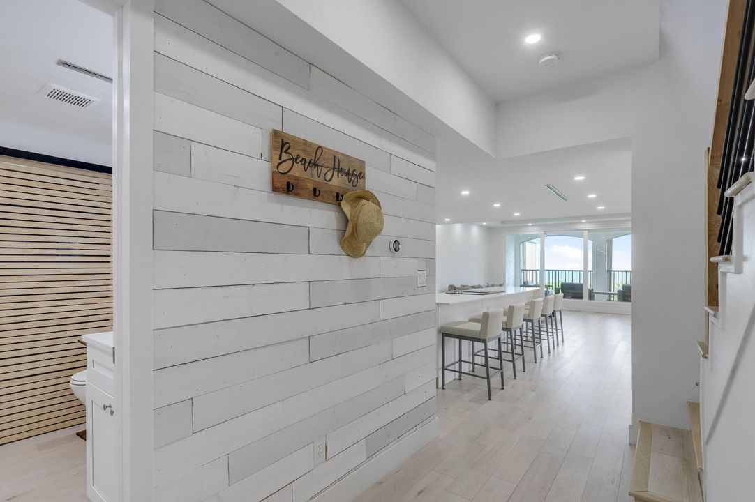 En Venta: $1,050,000 (2 camas, 2 baños, 1823 Pies cuadrados)