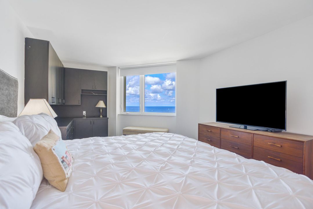 Active With Contract: $10,000 (2 beds, 2 baths, 1448 Square Feet)