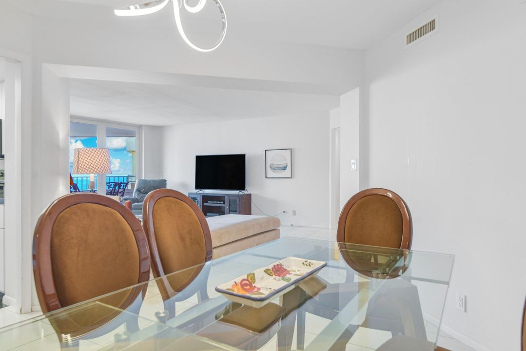 Active With Contract: $10,000 (2 beds, 2 baths, 1448 Square Feet)