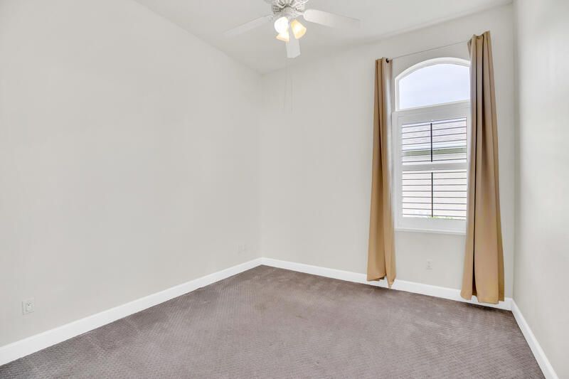 For Sale: $579,999 (4 beds, 2 baths, 2791 Square Feet)