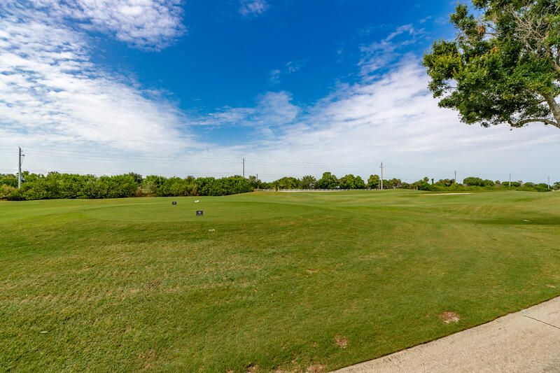 For Sale: $579,999 (4 beds, 2 baths, 2791 Square Feet)