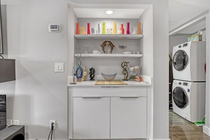 Active With Contract: $5,000 (1 beds, 1 baths, 1016 Square Feet)