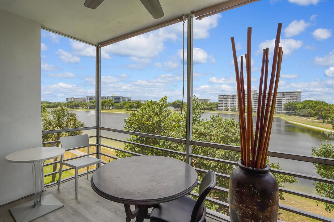 待售: $195,000 (1 贝兹, 1 浴室, 900 平方英尺)