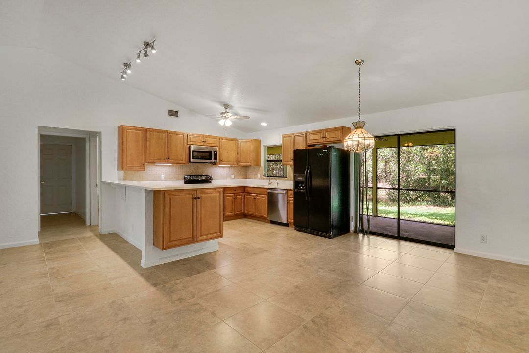 待售: $689,999 (3 贝兹, 2 浴室, 1424 平方英尺)