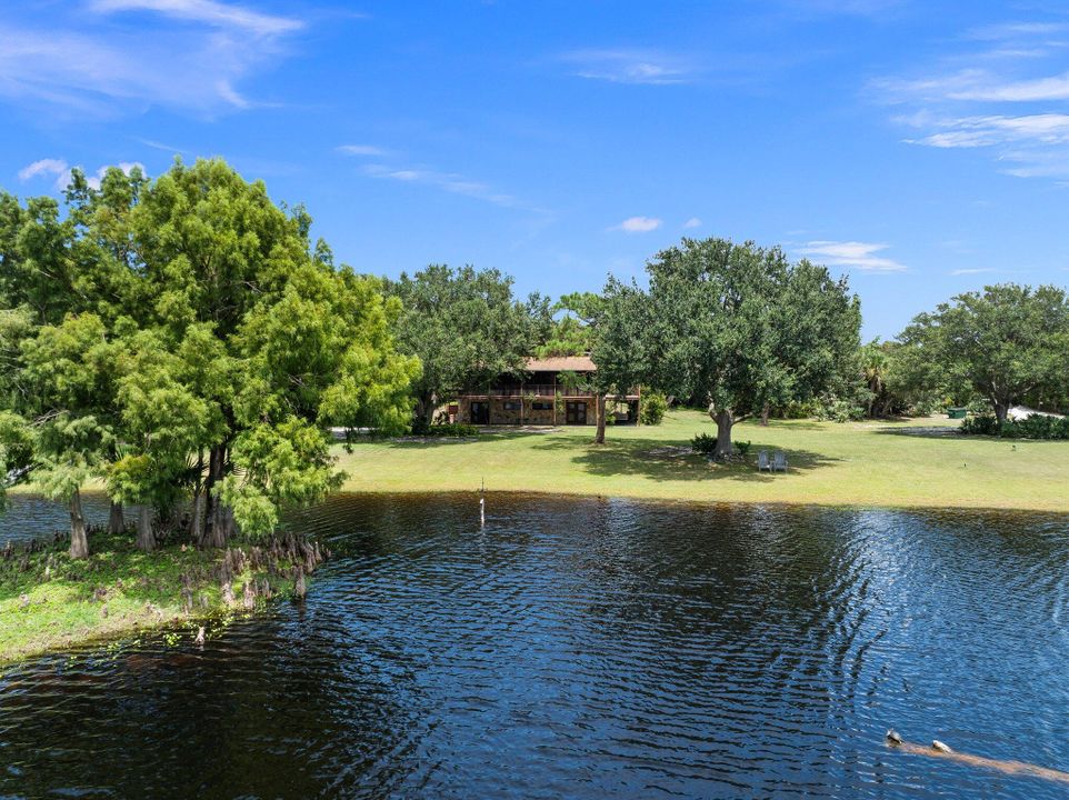 На продажу: $3,000,000 (0 спален, 0 ванн, 3256 Квадратных фут)