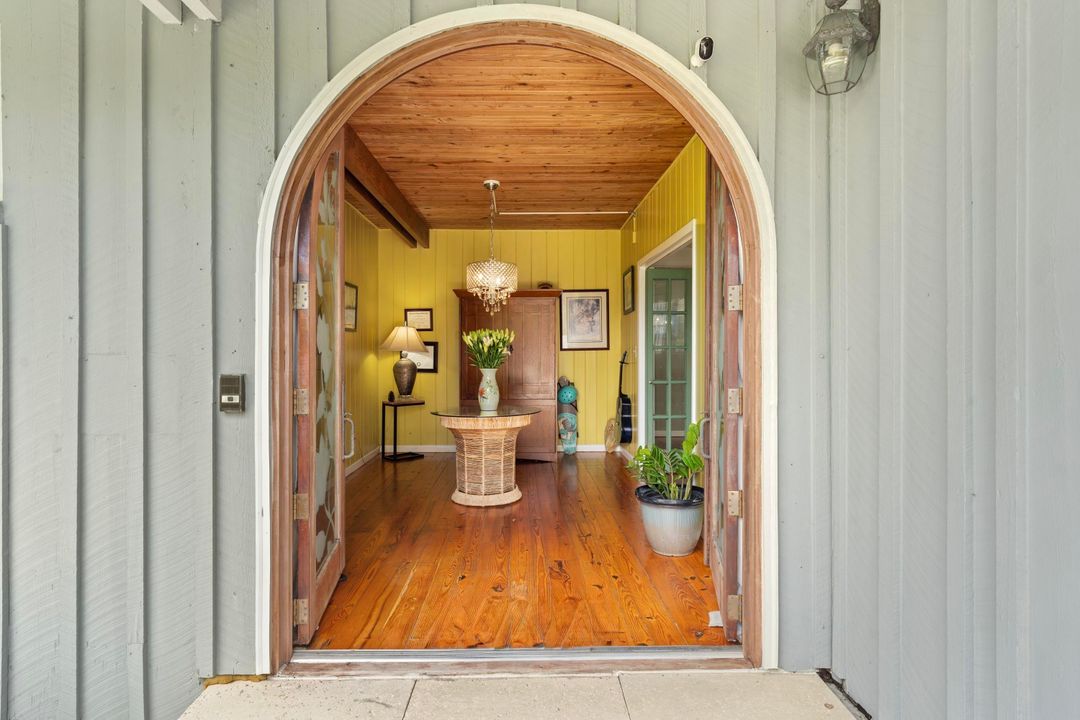 Active With Contract: $1,895,000 (4 beds, 3 baths, 3765 Square Feet)