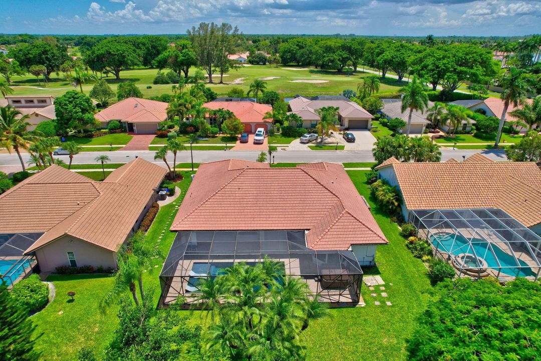 Active With Contract: $5,995 (3 beds, 3 baths, 2532 Square Feet)