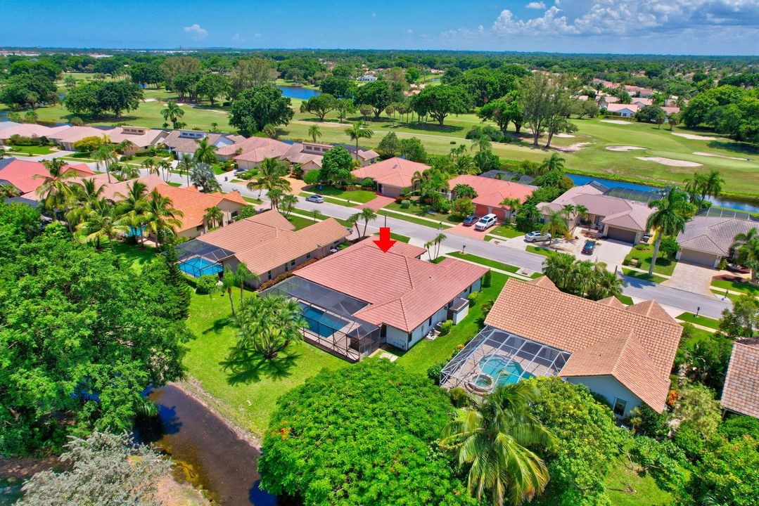 Active With Contract: $5,995 (3 beds, 3 baths, 2532 Square Feet)