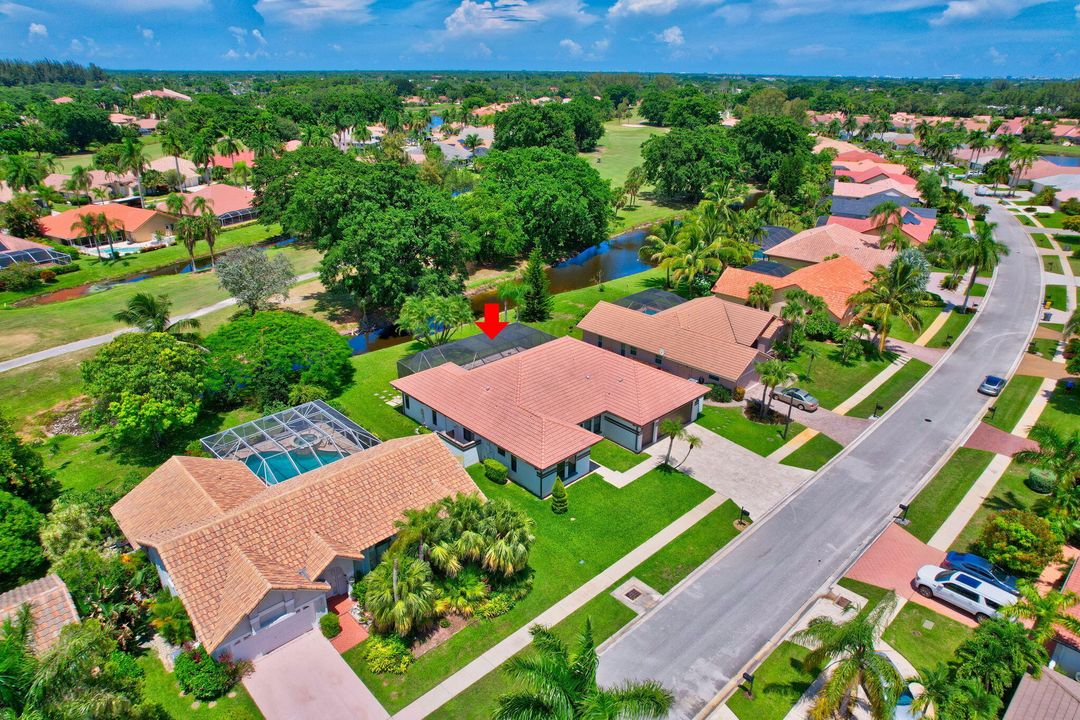 Active With Contract: $5,995 (3 beds, 3 baths, 2532 Square Feet)