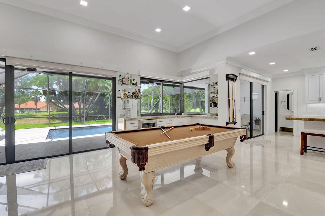 Active With Contract: $5,995 (3 beds, 3 baths, 2532 Square Feet)