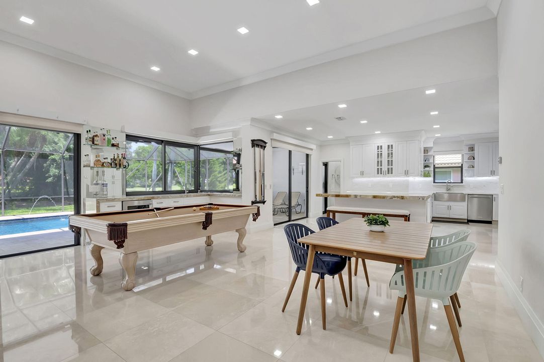 Active With Contract: $5,995 (3 beds, 3 baths, 2532 Square Feet)