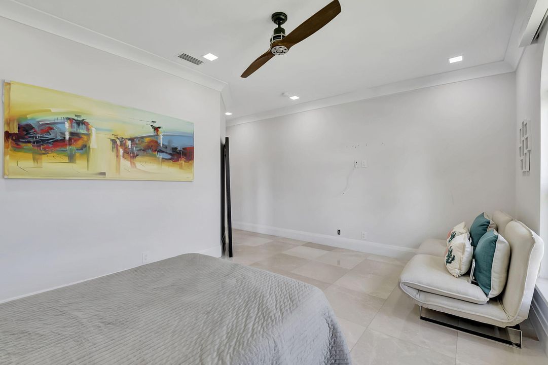 Active With Contract: $5,995 (3 beds, 3 baths, 2532 Square Feet)