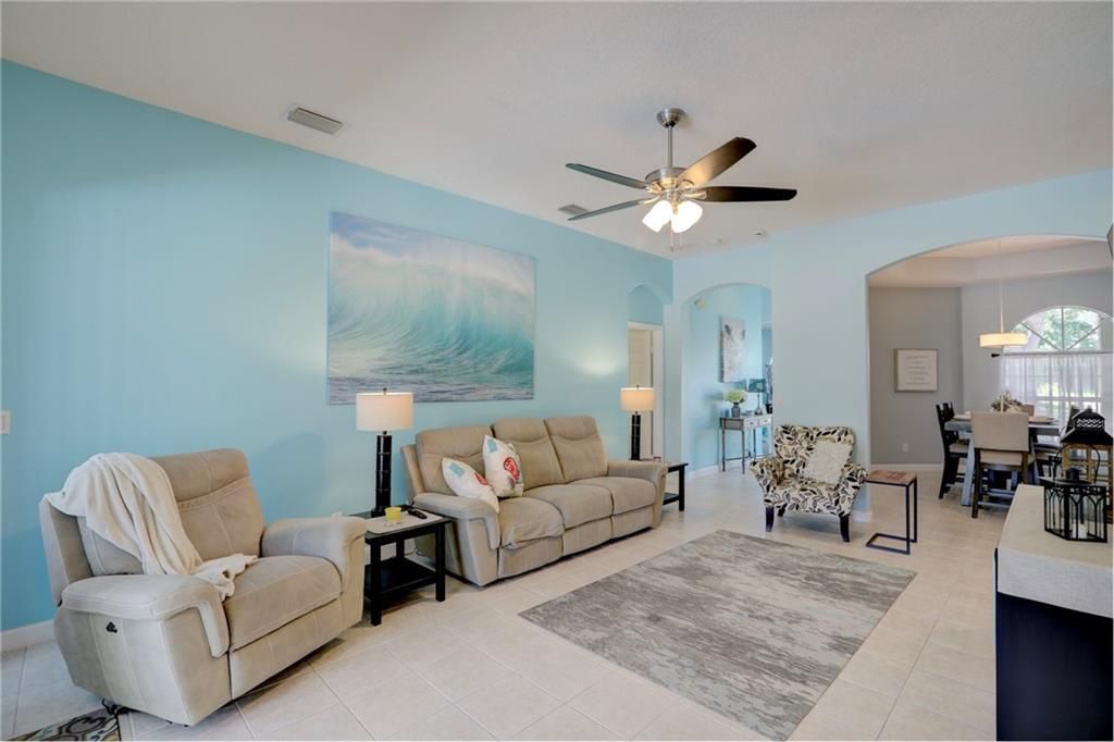 For Sale: $584,000 (4 beds, 3 baths, 2337 Square Feet)