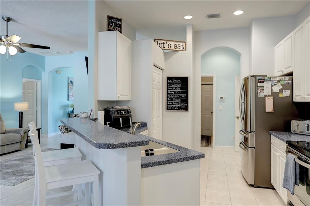 For Sale: $584,000 (4 beds, 3 baths, 2337 Square Feet)