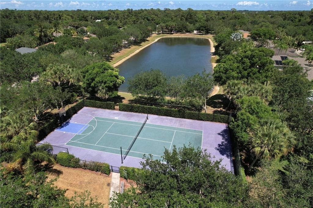 For Sale: $584,000 (4 beds, 3 baths, 2337 Square Feet)