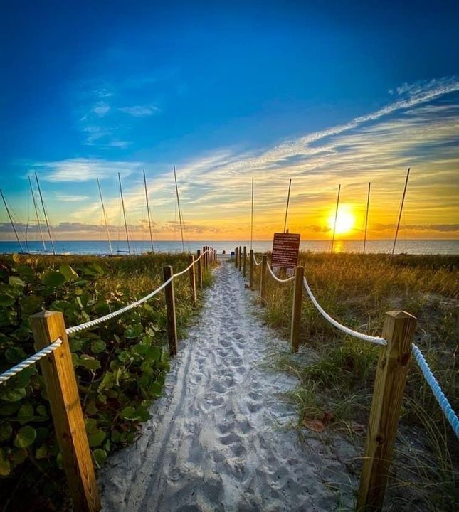 En Venta: $198,900 (1 camas, 1 baños, 946 Pies cuadrados)