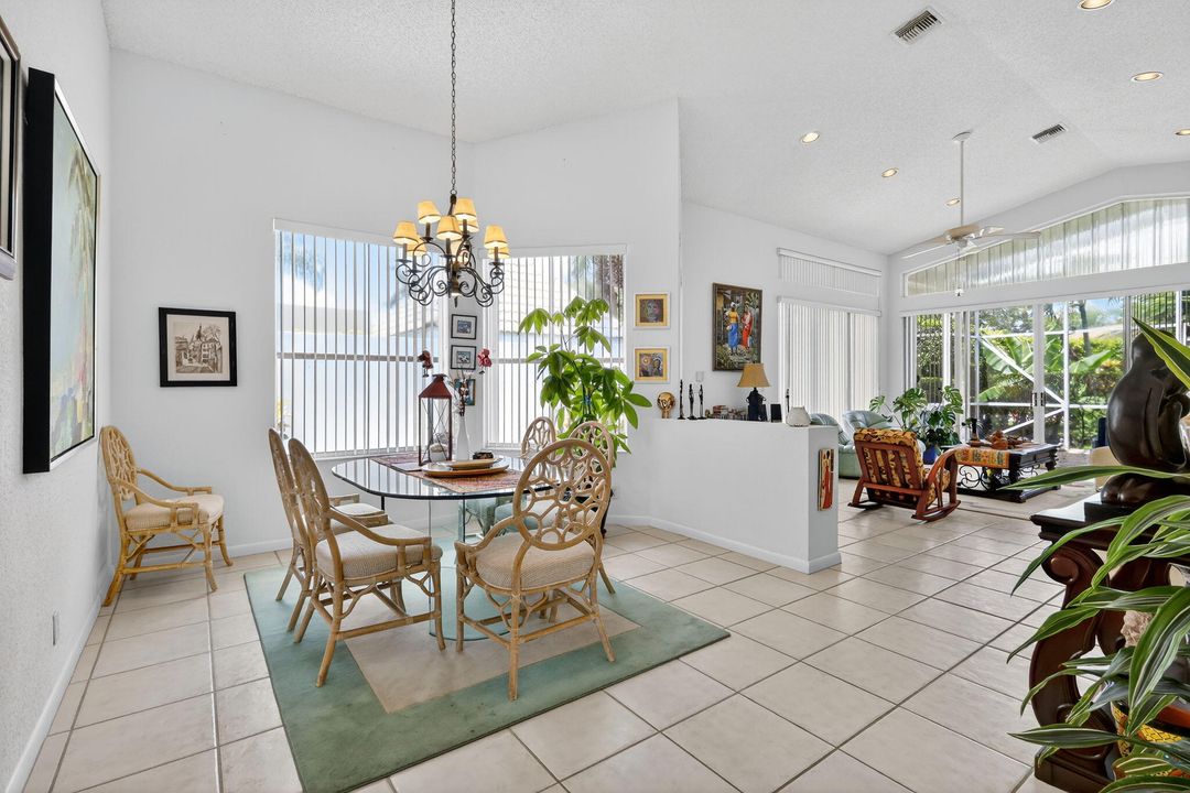 For Sale: $259,900 (3 beds, 2 baths, 1762 Square Feet)