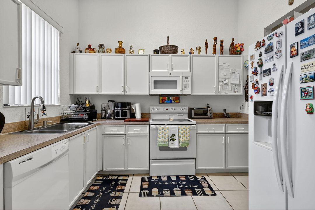 For Sale: $259,900 (3 beds, 2 baths, 1762 Square Feet)