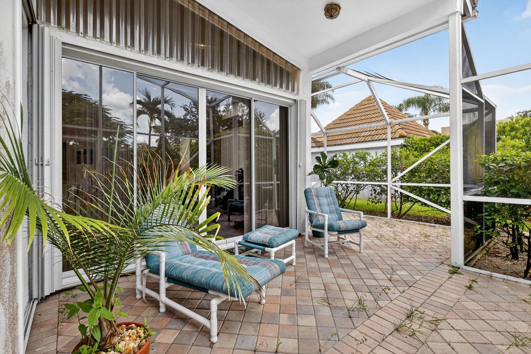 For Sale: $259,900 (3 beds, 2 baths, 1762 Square Feet)