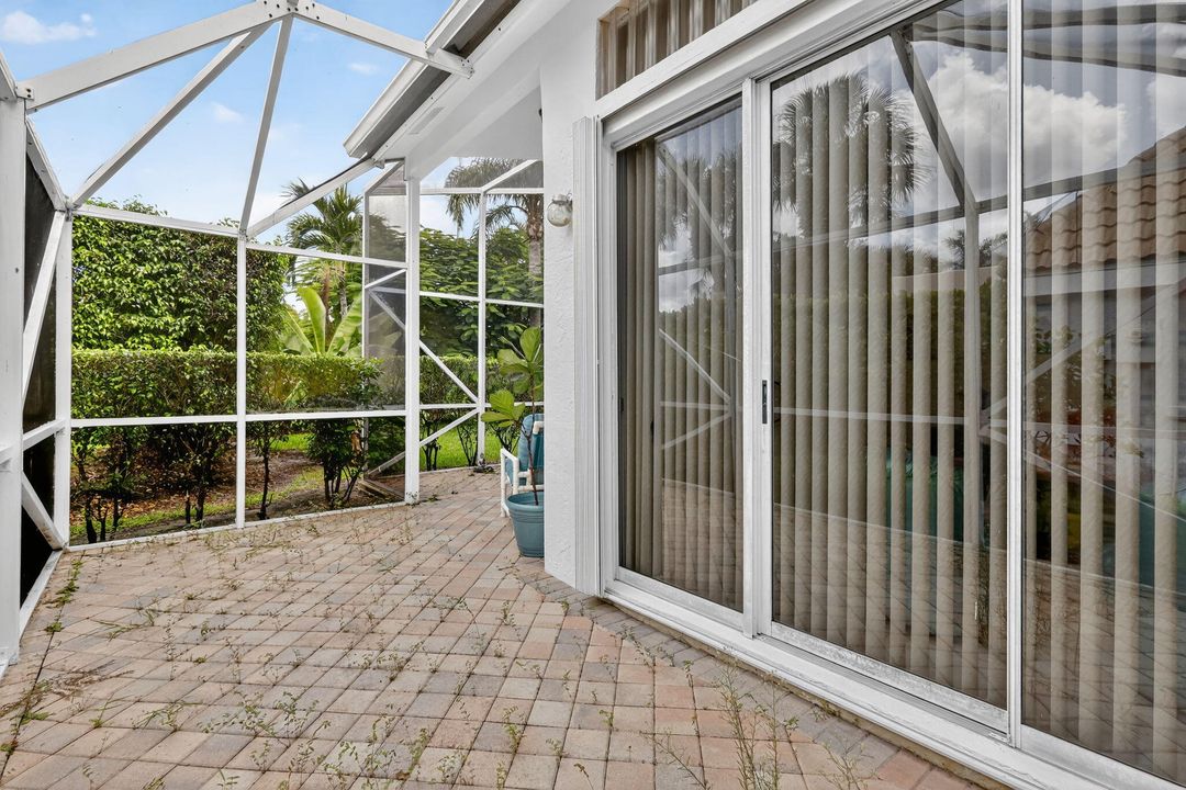 For Sale: $259,900 (3 beds, 2 baths, 1762 Square Feet)