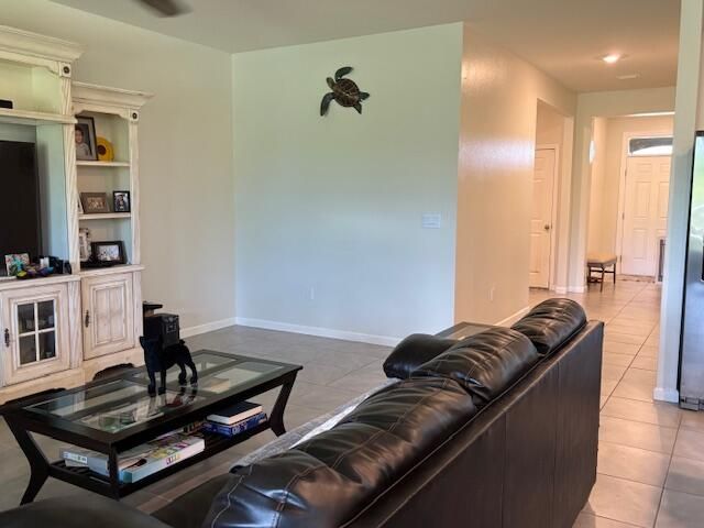 Active With Contract: $345,000 (4 beds, 2 baths, 2034 Square Feet)