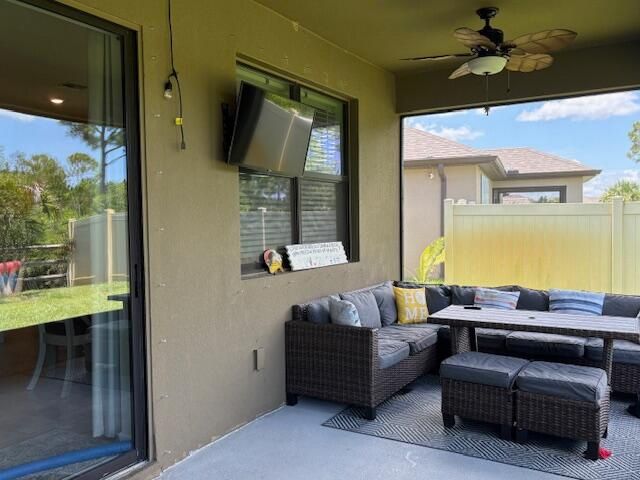 Active With Contract: $345,000 (4 beds, 2 baths, 2034 Square Feet)