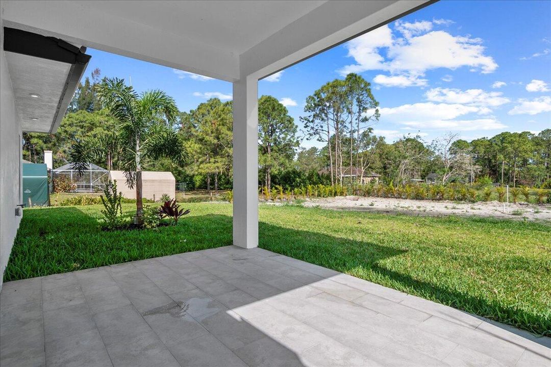 Active With Contract: $675,000 (4 beds, 2 baths, 1642 Square Feet)