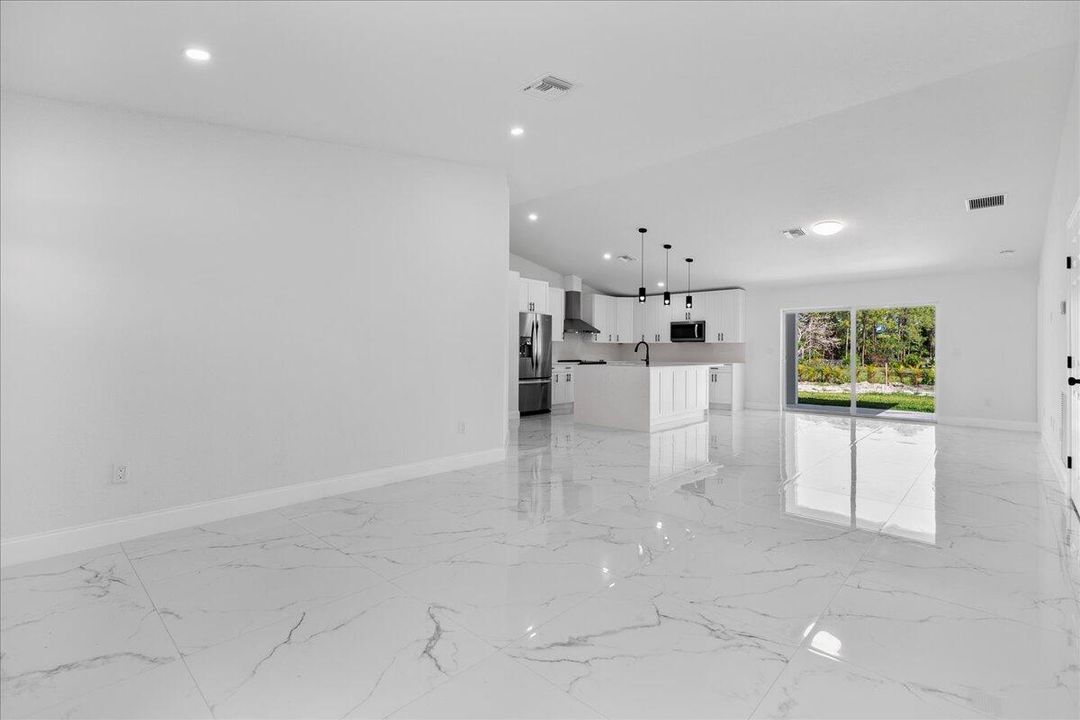 Active With Contract: $675,000 (4 beds, 2 baths, 1642 Square Feet)