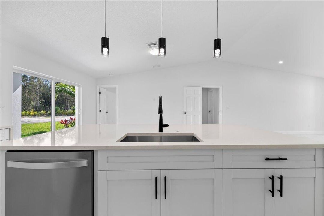 Active With Contract: $675,000 (4 beds, 2 baths, 1642 Square Feet)