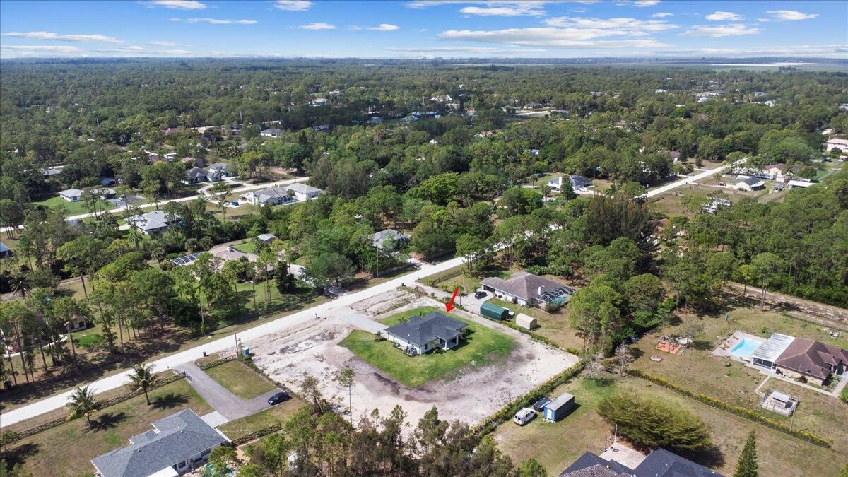 Active With Contract: $675,000 (4 beds, 2 baths, 1642 Square Feet)
