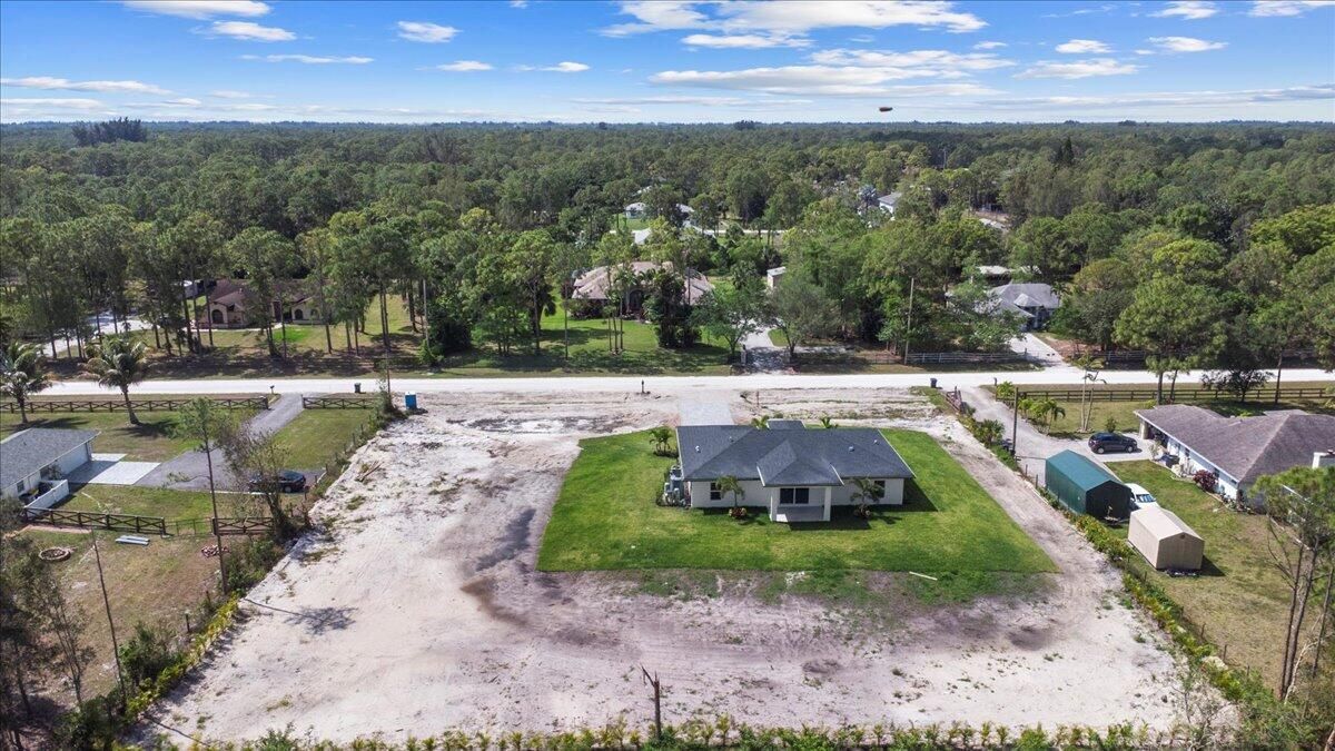 Active With Contract: $675,000 (4 beds, 2 baths, 1642 Square Feet)