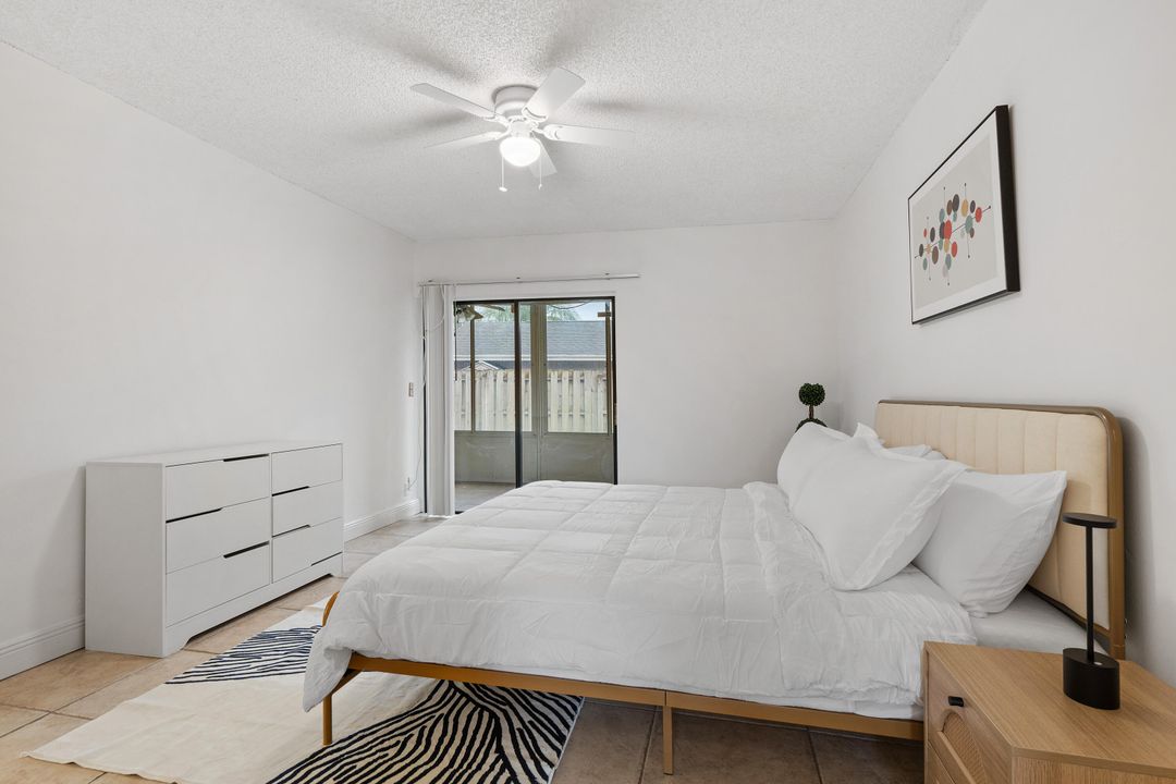 合同活跃: $2,500 (3 贝兹, 2 浴室, 1381 平方英尺)