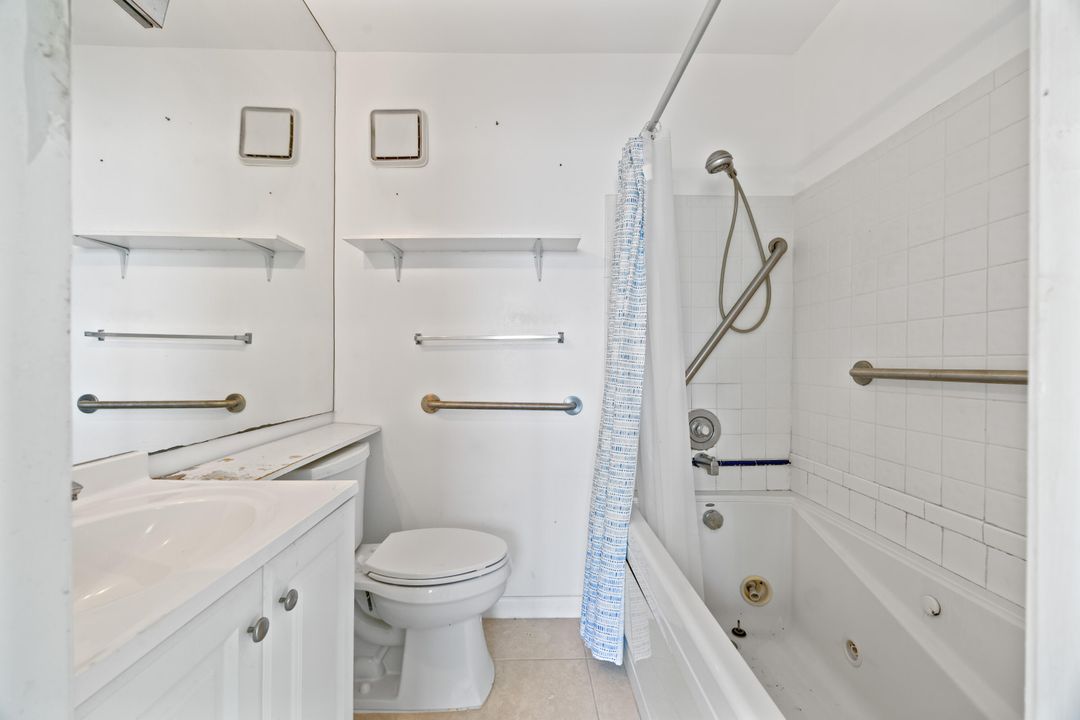 Activo con contrato: $375,000 (2 camas, 2 baños, 1008 Pies cuadrados)