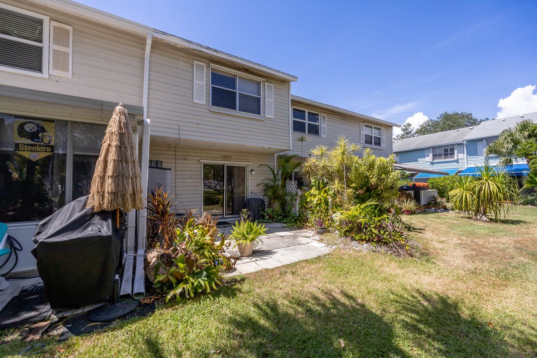 Activo con contrato: $375,000 (2 camas, 2 baños, 1008 Pies cuadrados)