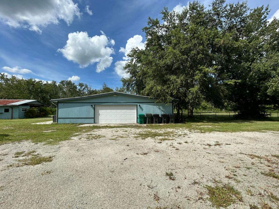 For Sale: $449,000 (4 beds, 2 baths, 3314 Square Feet)