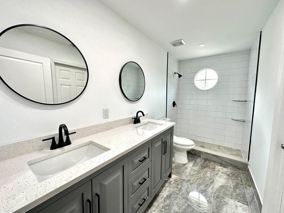 待售: $790,000 (6 贝兹, 4 浴室, 3424 平方英尺)