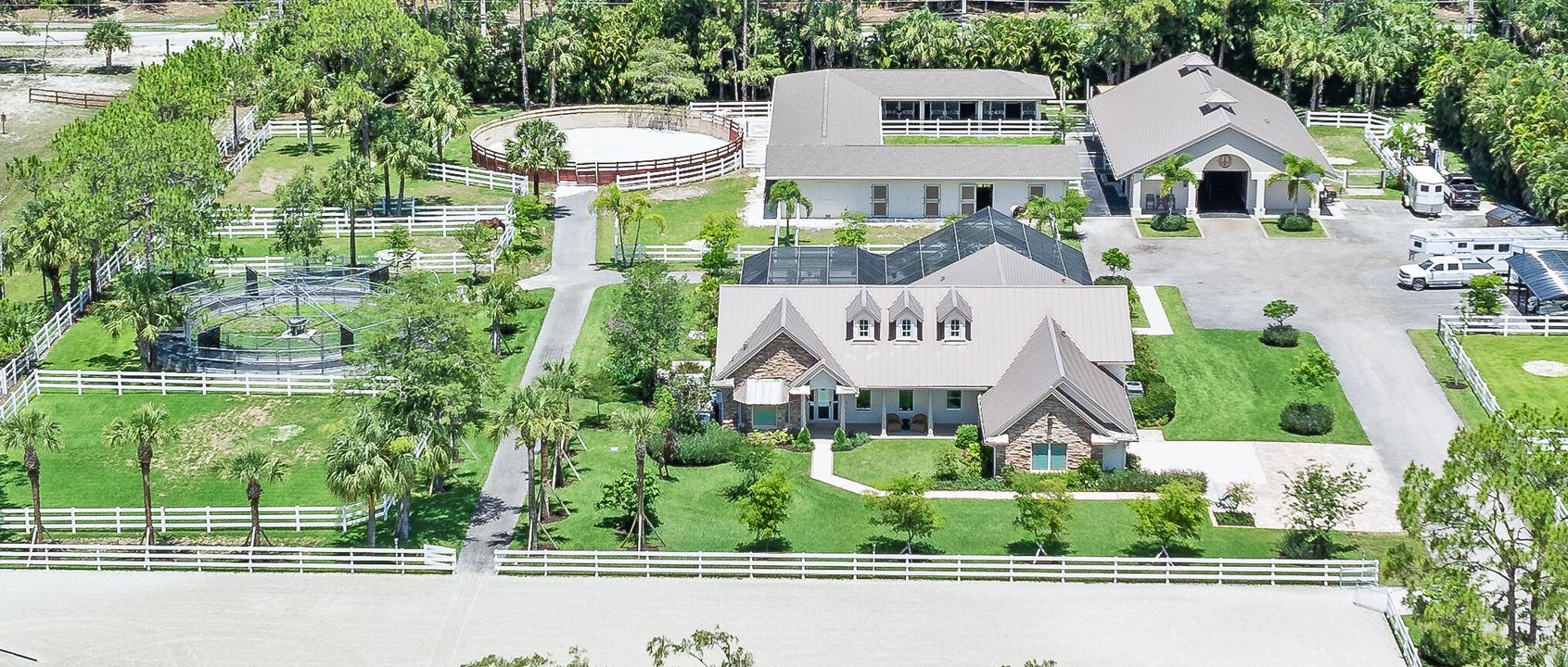 Недавно продано: $4,715,000 (5 спален, 4 ванн, 3497 Квадратных фут)