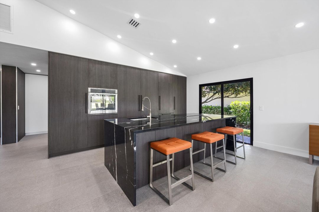 Active With Contract: $14,000 (3 beds, 2 baths, 1551 Square Feet)